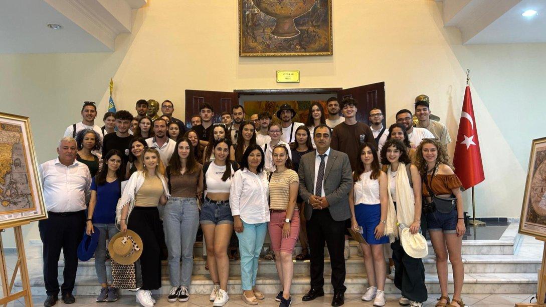 İTÜ Öğrenci Gelişim ve Kariyer Akademisi üniversite öğrenci grubu KIBRISLI YÜZLER Kazakistan'da