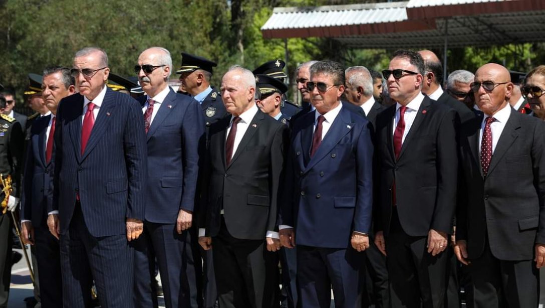 20 Temmuz Barış ve Özgürlük Bayramı'nın 50. yıl dönümü kutlamaları çerçevesinde Lefkoşa Atatürk Anıtı'nda Tören Düzenlendi